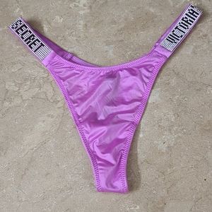 VICTORIAS SECRET very sexy, pink Satin (xs)Thong